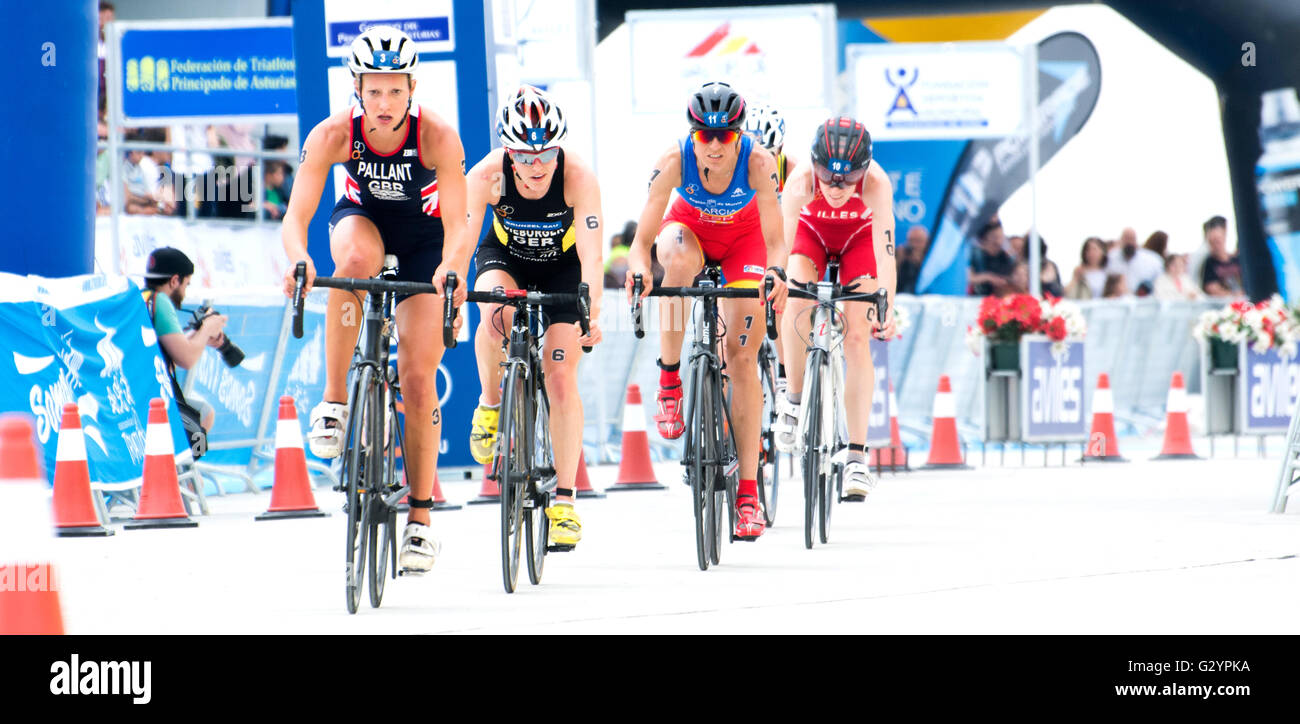 Aviles, Spain. 4th June, 2016. Emma Pallant (Great Britain),Lisa Sieburger (Germany), Margarita Garcia (Spain) and Sandrina Illes (Austria) ride on bike during the race of women elite & U-23 categories of 2016 Aviles ITU Duathlon World Championships at Center Niemeyer on June 4, 2016 in Aviles, Spain. Credit: David Gato/Alamy Live News Stock Photo