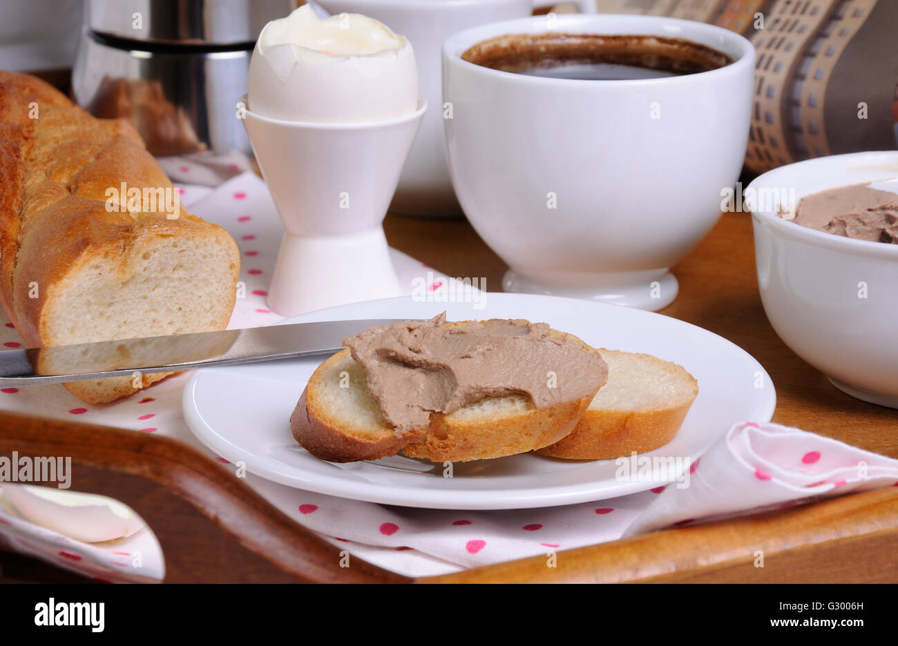 Toast on rack hires stock photography and images Alamy