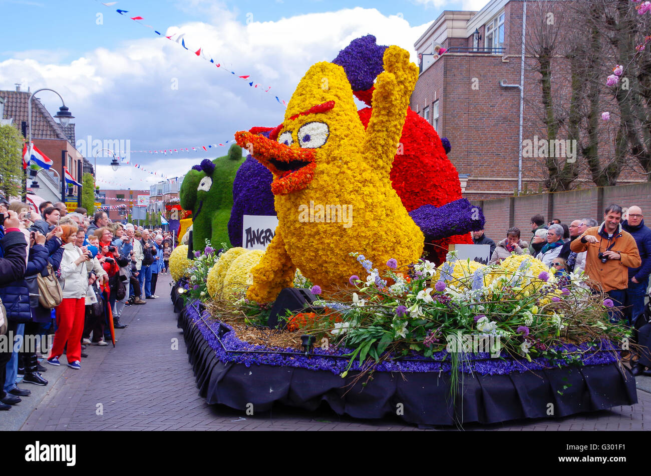 Flower parade float and flower sculptures in the annual Holland flower
