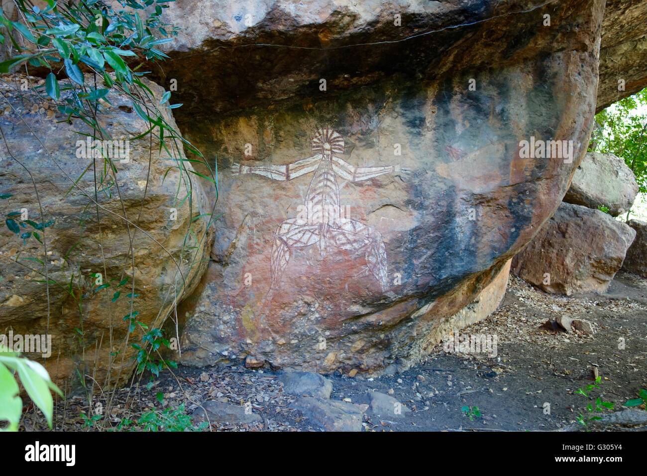 Cave paintings of an X-ray figure at Nourlangie Rock (Burrunggui), Kakadu National Park, Northern Territory, Australia Stock Photo