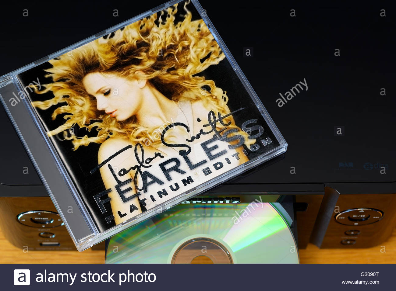 Taylor Swift Album Fearless Music Centre And Cd Case