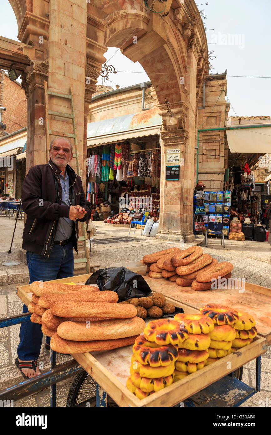 Bread seller with cart, Aftimos Souk, Mauristan, Christian Quarter, Old City, Jerusalem, UNESCO World Heritage Site, Israel Stock Photo