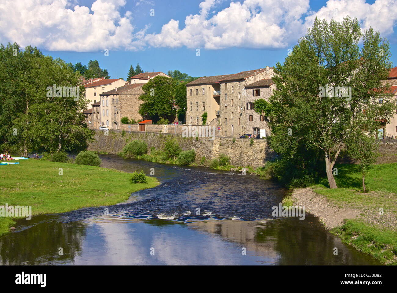 Medieval village and Allier River, Lavoute Chilhac, Auvergne, Haute Loire, France, Europe Stock Photo