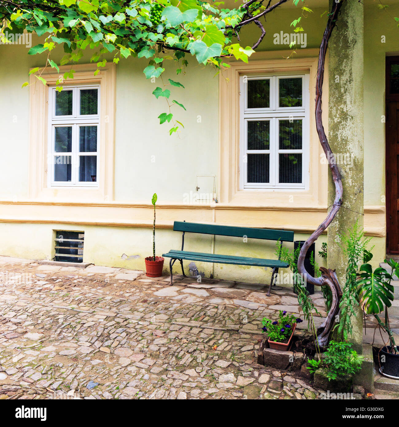 Close up street architecture hi-res stock photography and images - Alamy