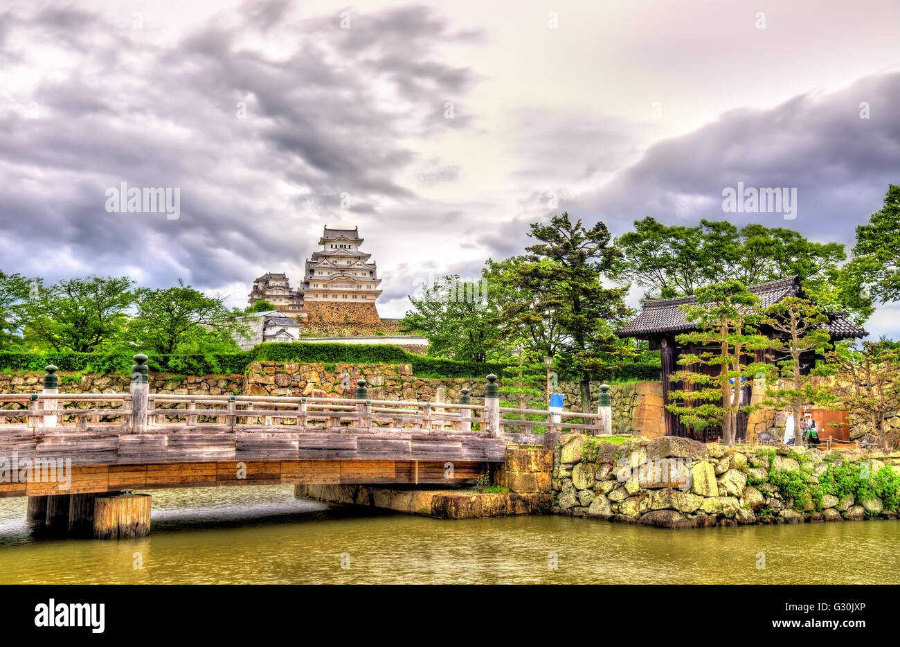 Entrance to Himeji Castle grounds surrounded by a moat with main gate