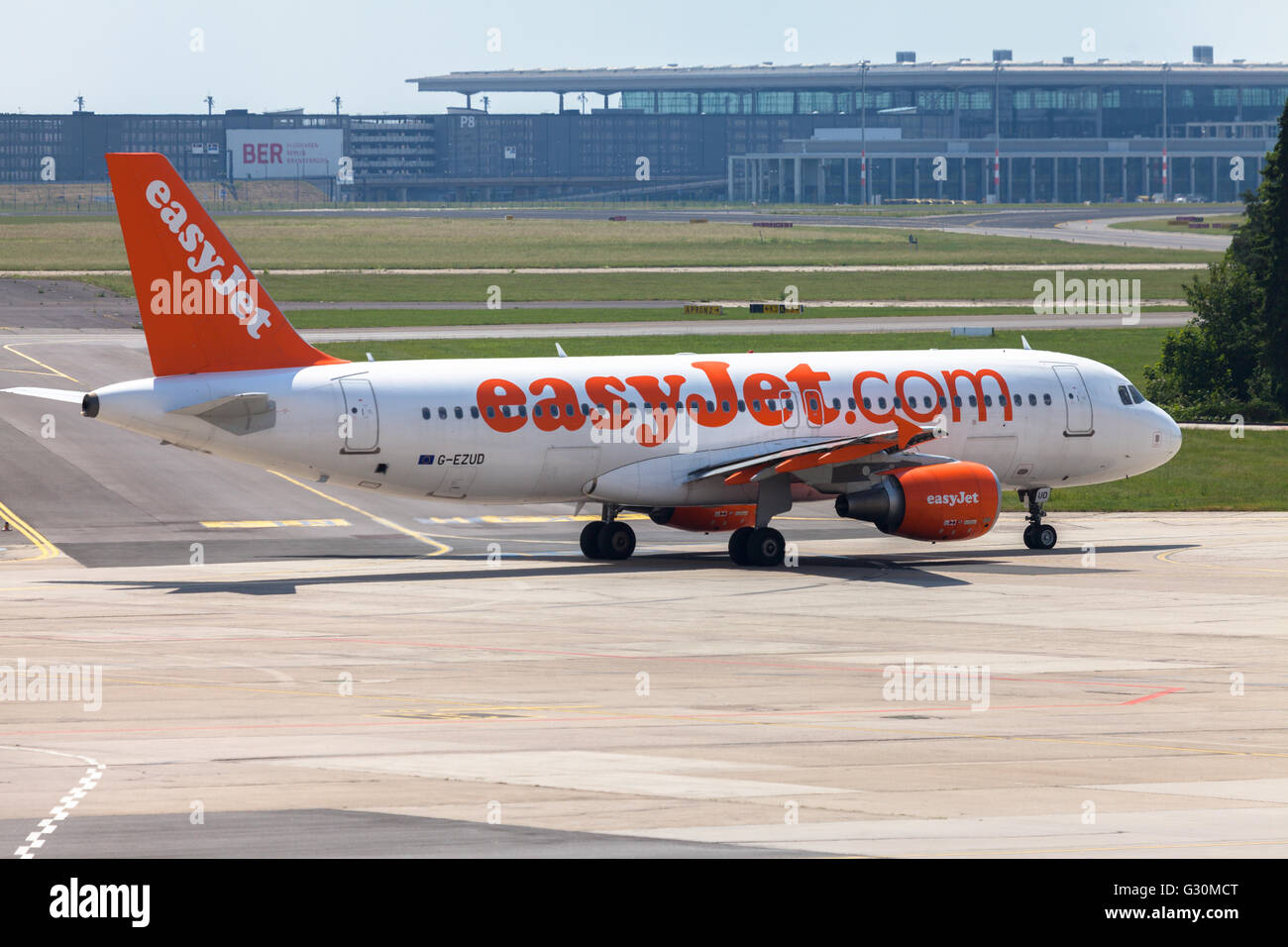 BERLIN / GERMANY - JUNE 4, 2016: Airbus A 320 - 214 from easyJet on airport Schoenefeld, Berlin / Germany on june 4, 2016 Stock Photo