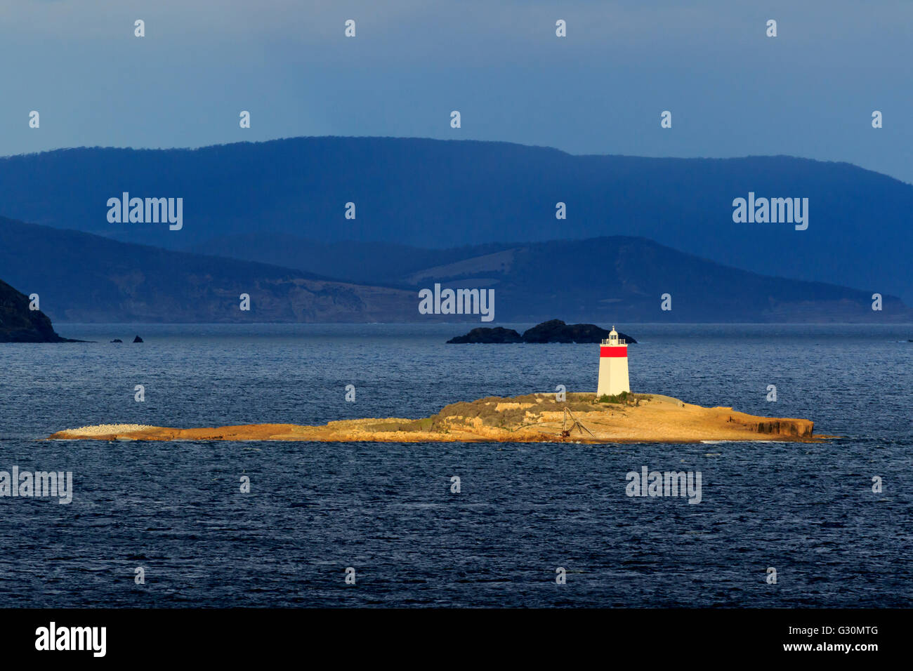 Iron pot tasmania hires stock photography and images Alamy