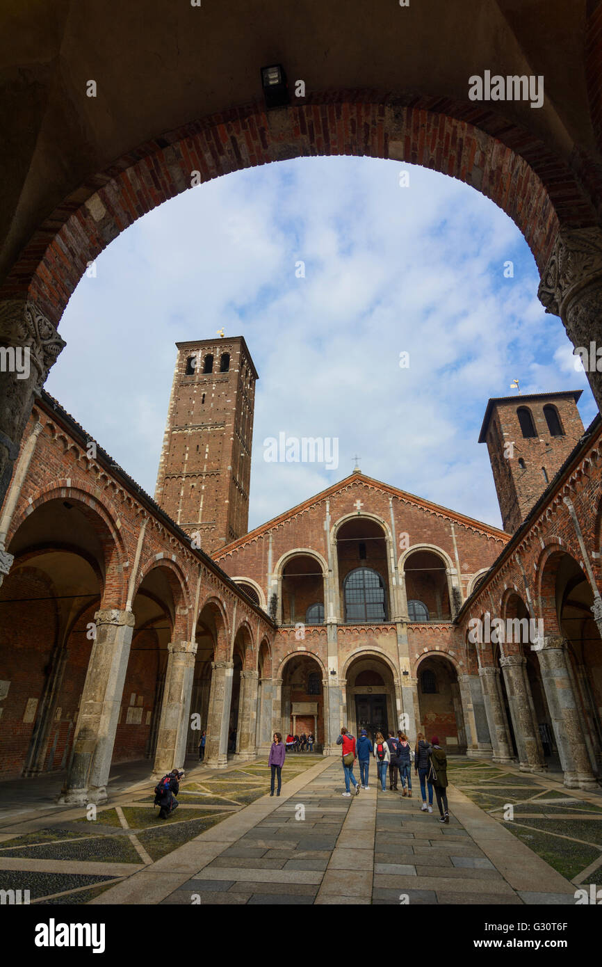church Sant’Ambrogio: atrium, Italy, Lombardei, Lombardy, , Mailand, Milan Stock Photo