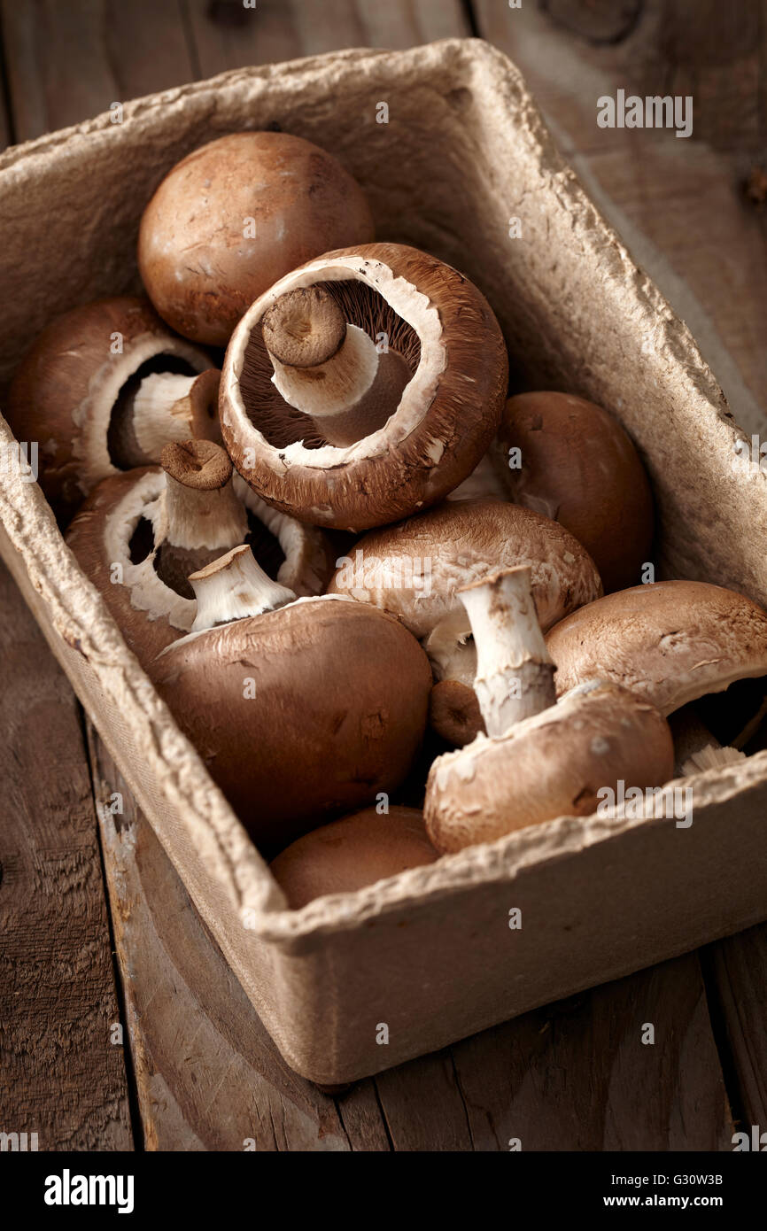 Organic chestnut mushrooms Stock Photo