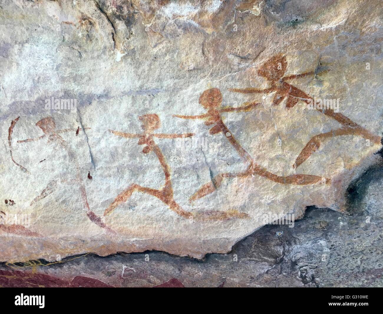 Aboriginal cave paintings of female figures at Injalak Hill at Gunbalanya (Oenpelli) in West Arnhem Land, Australia Stock Photo