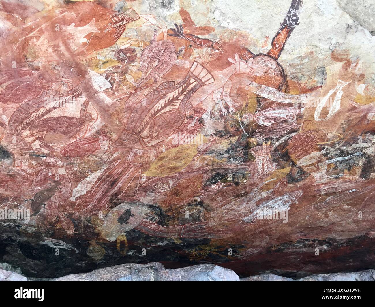 Aboriginal cave paintings at Injalak Hill at Gunbalanya (Oenpelli) in