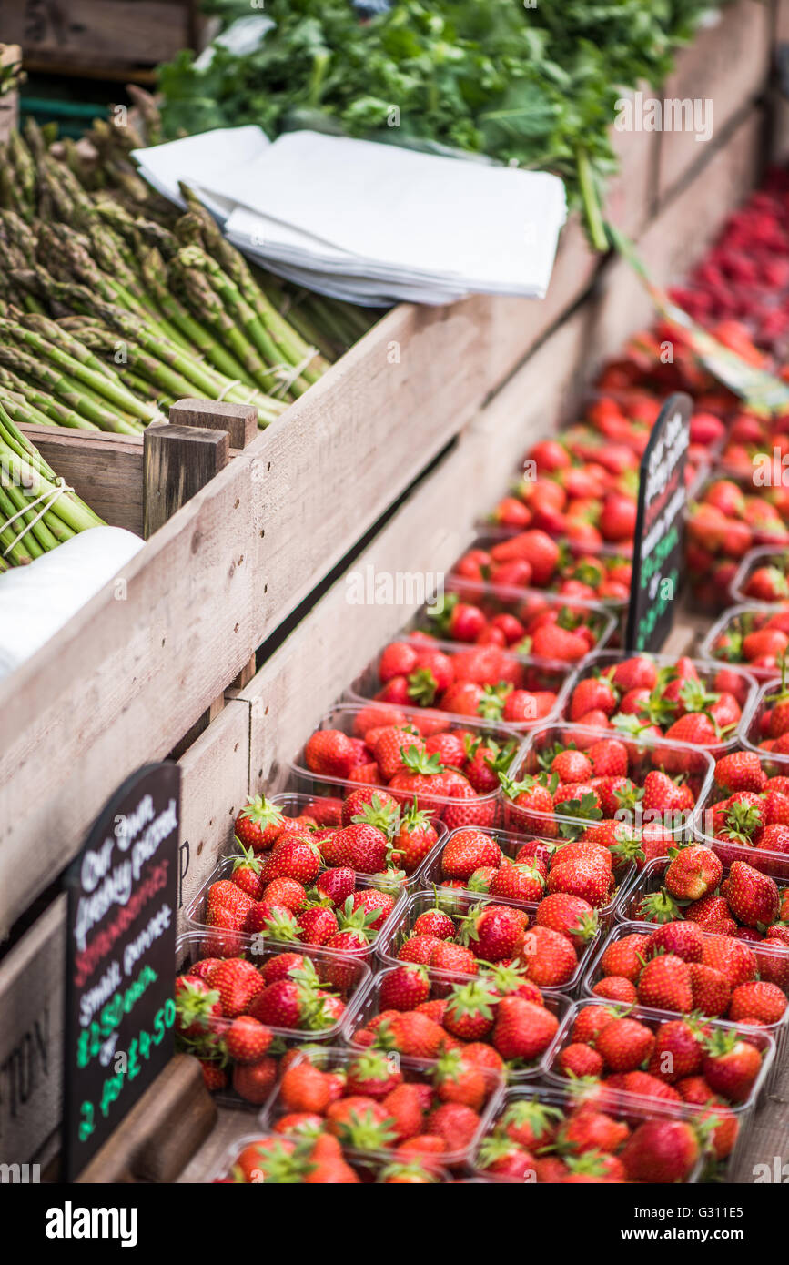 strawberries for sale at farmers stall Stock Photo Alamy