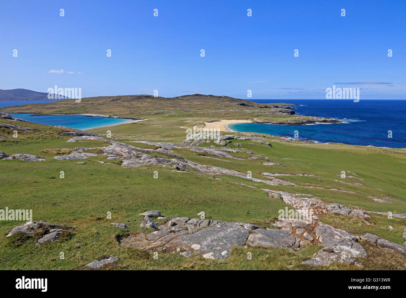 View of two sandy beaches on the Island of Taransay in the Outer Hebrides Stock Photo