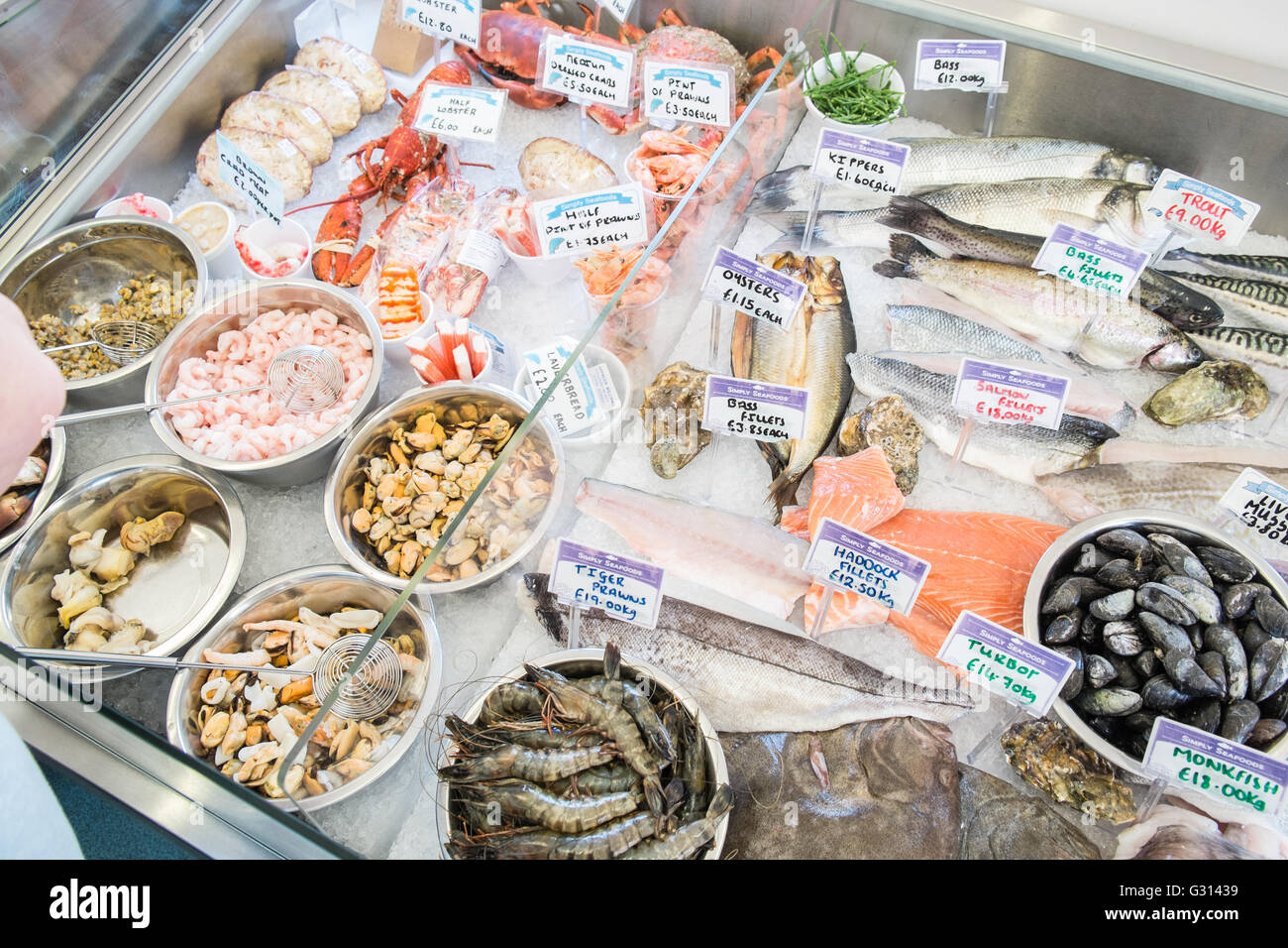 Simply Seafoods local fishmongers shop at harbour In coastal