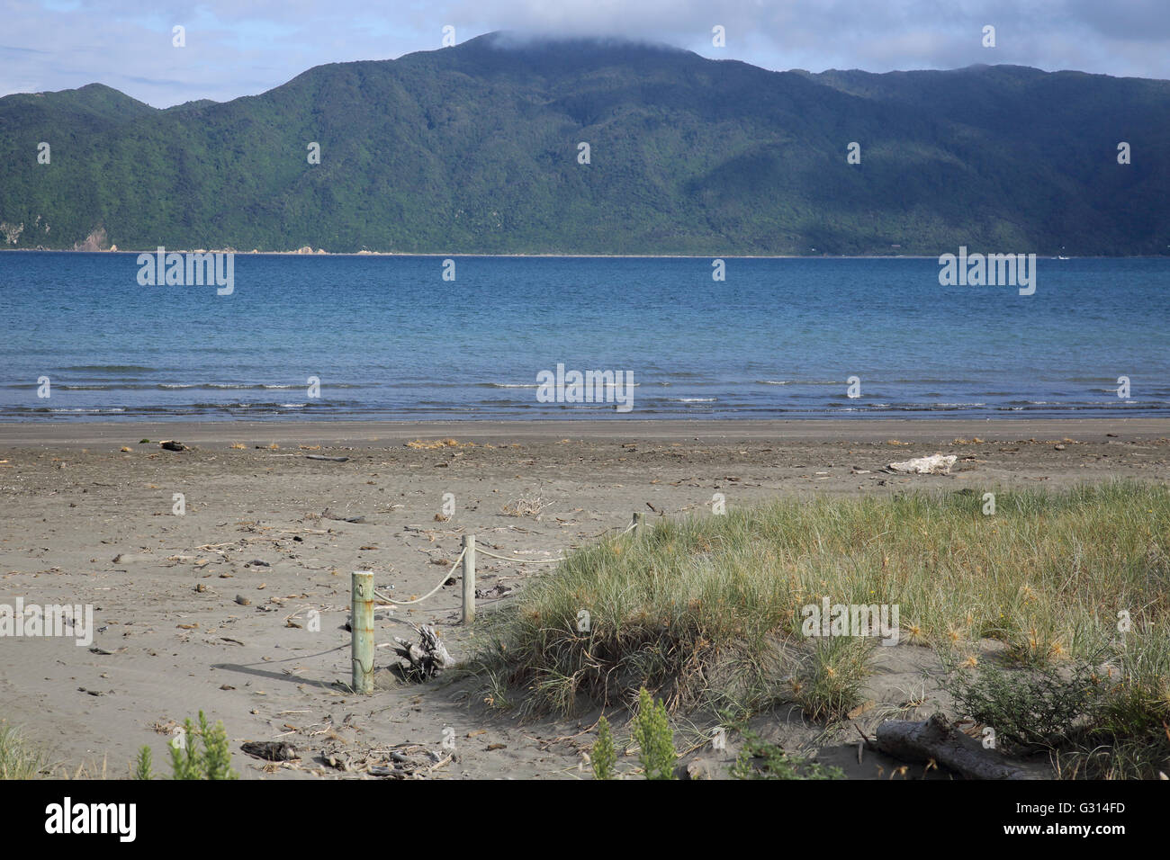 paraparaumu beach north island new zealand with kapiti island in the