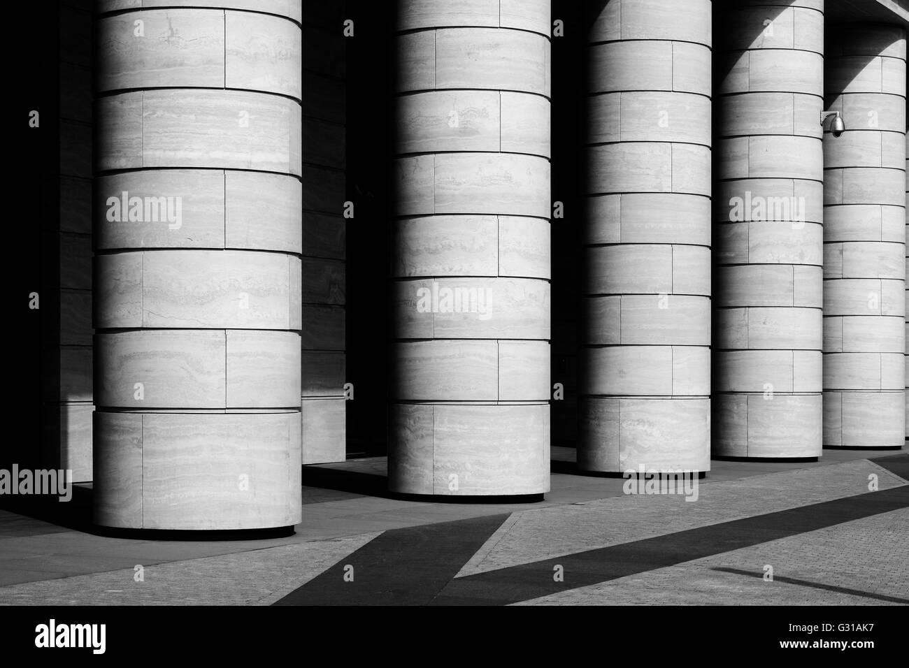 New support columns Black and White Stock Photos & Images - Alamy