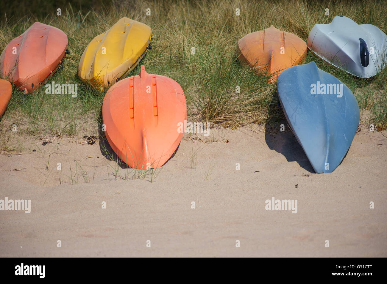 Upside down canoe hires stock photography and images Alamy