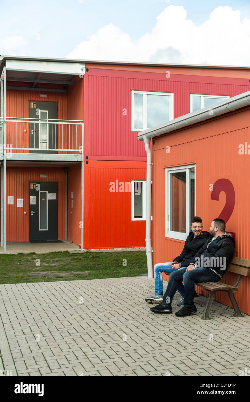 Bremen, Germany, Syrian refugees in transition dorm ?berseetor Stock Photo