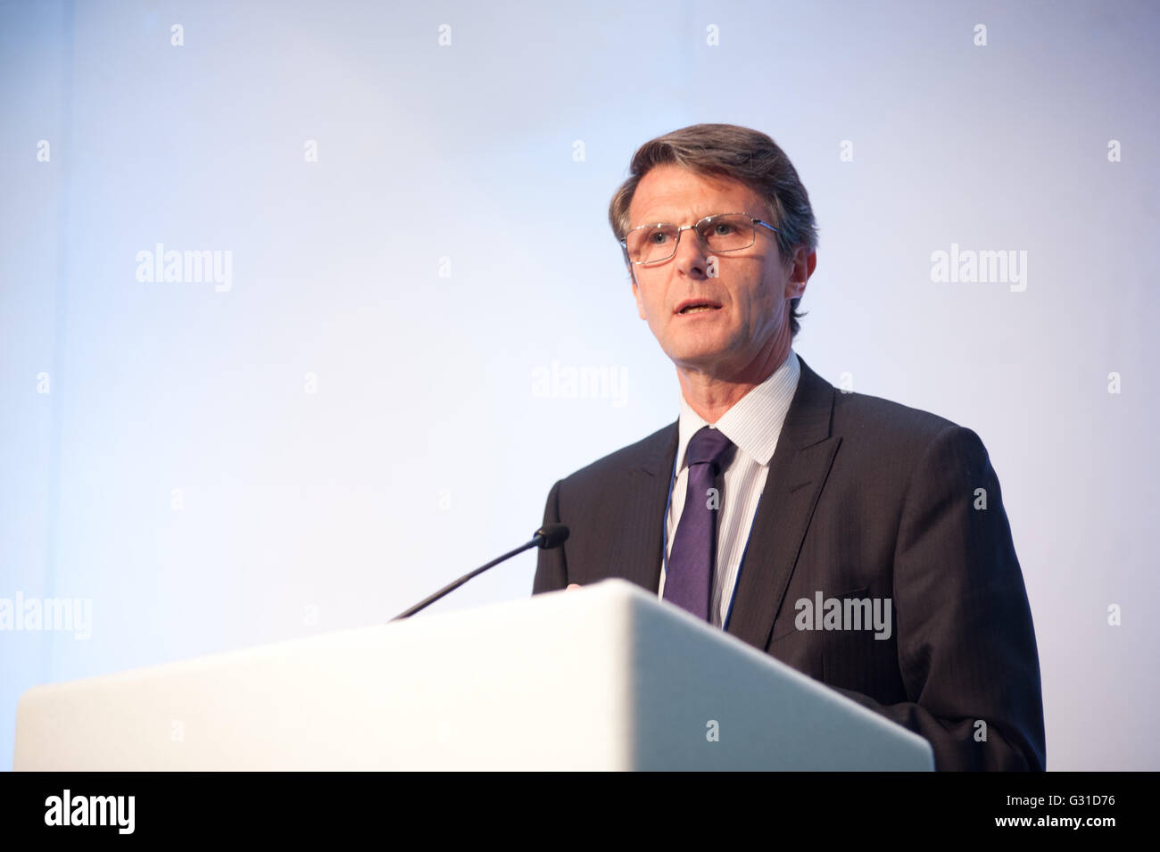 Robert Skinner, Chief Executive, Lending Standards Board speaking at conference Stock Photo