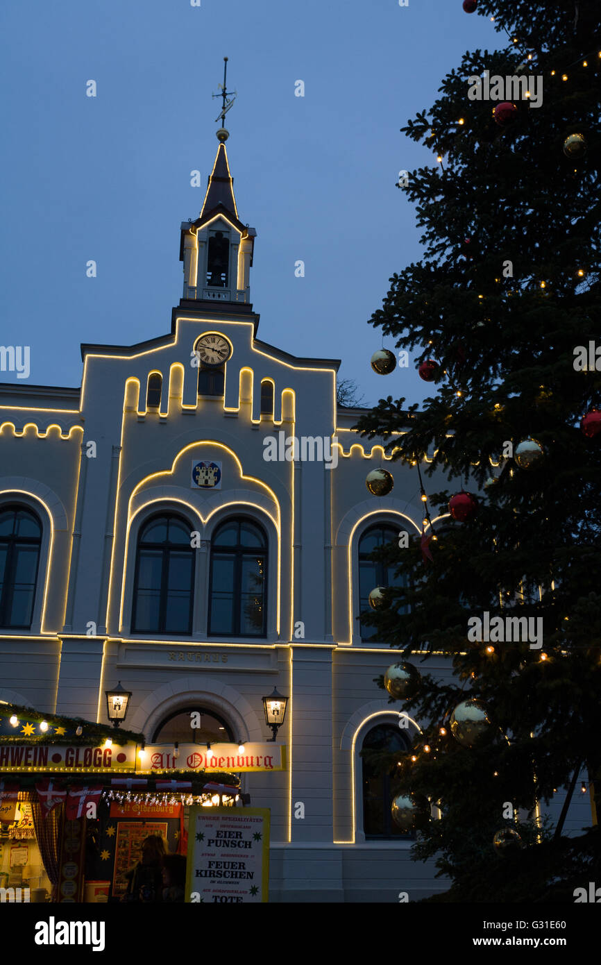 Oldenburg germany christmas market city hires stock photography and