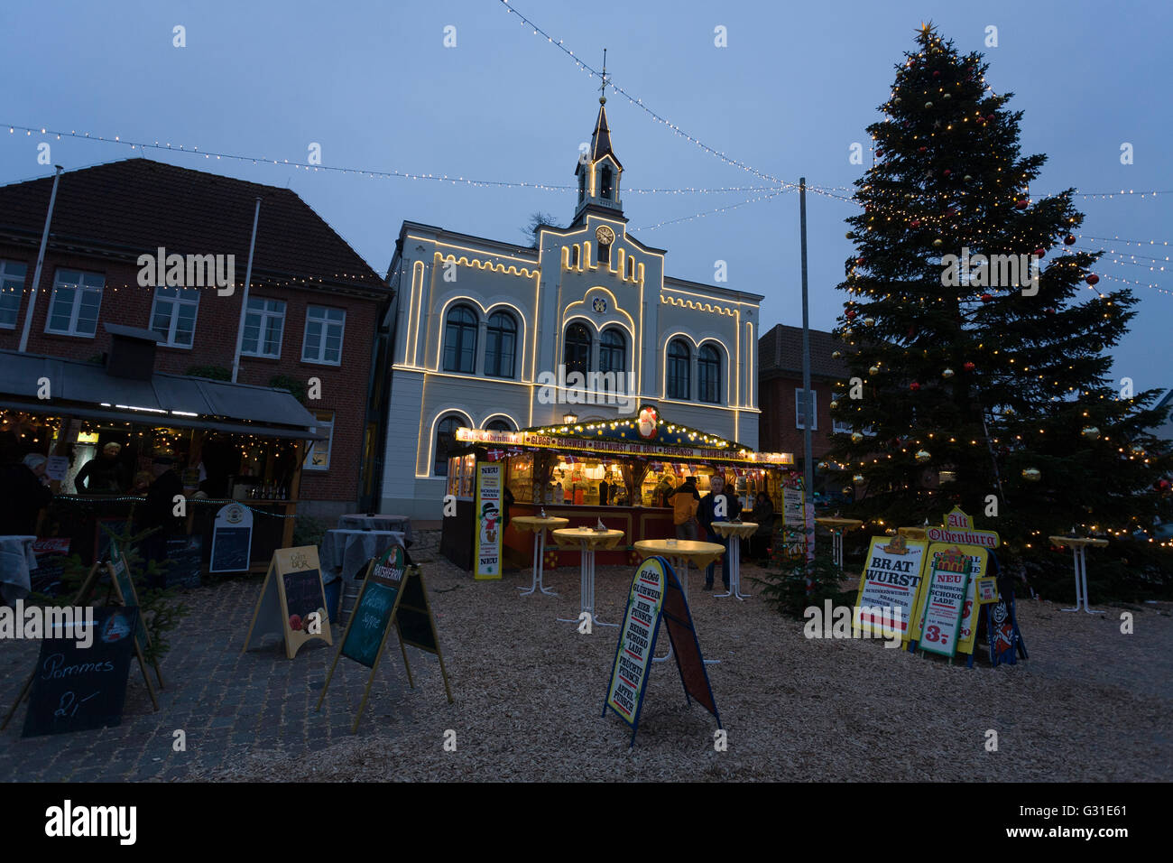 Oldenburg, Germany, Christmas Market at City Hall Stock Photo Alamy