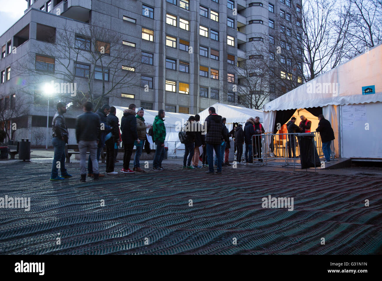 Berlin, Germany, refugees wait in the evening before LaGeSo Stock Photo
