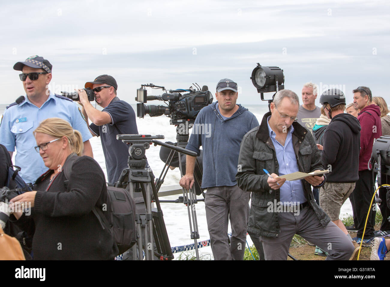 Collaroy Beach coastline Sydney, Australia. 06th June, 2016. Police and Australian national media attend the scene at Collaroy Beach Sydney after huge ocean surf waves and king tides pounded the coastline and damaged homes and property Credit:  model10/Alamy live news Stock Photo