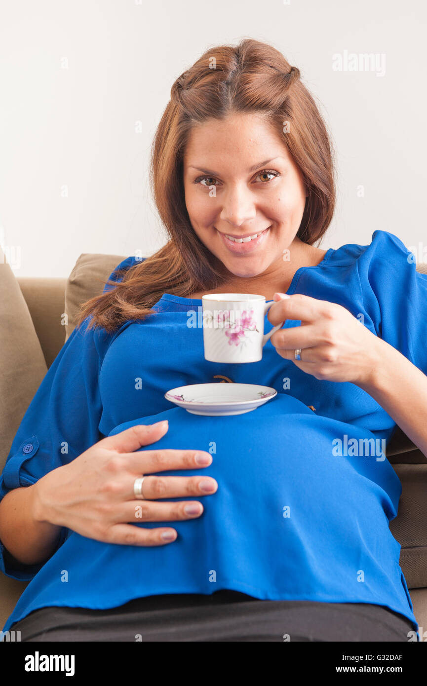 Moderate daily caffeine intake during pregnancy may lead to smaller ... - Pregnancy And Coffee Consumption Effects