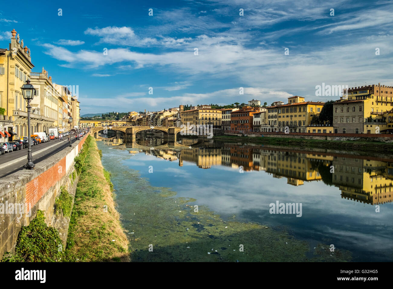 Fiume Arno, Riverside. Firenze, Italy Stock Photo