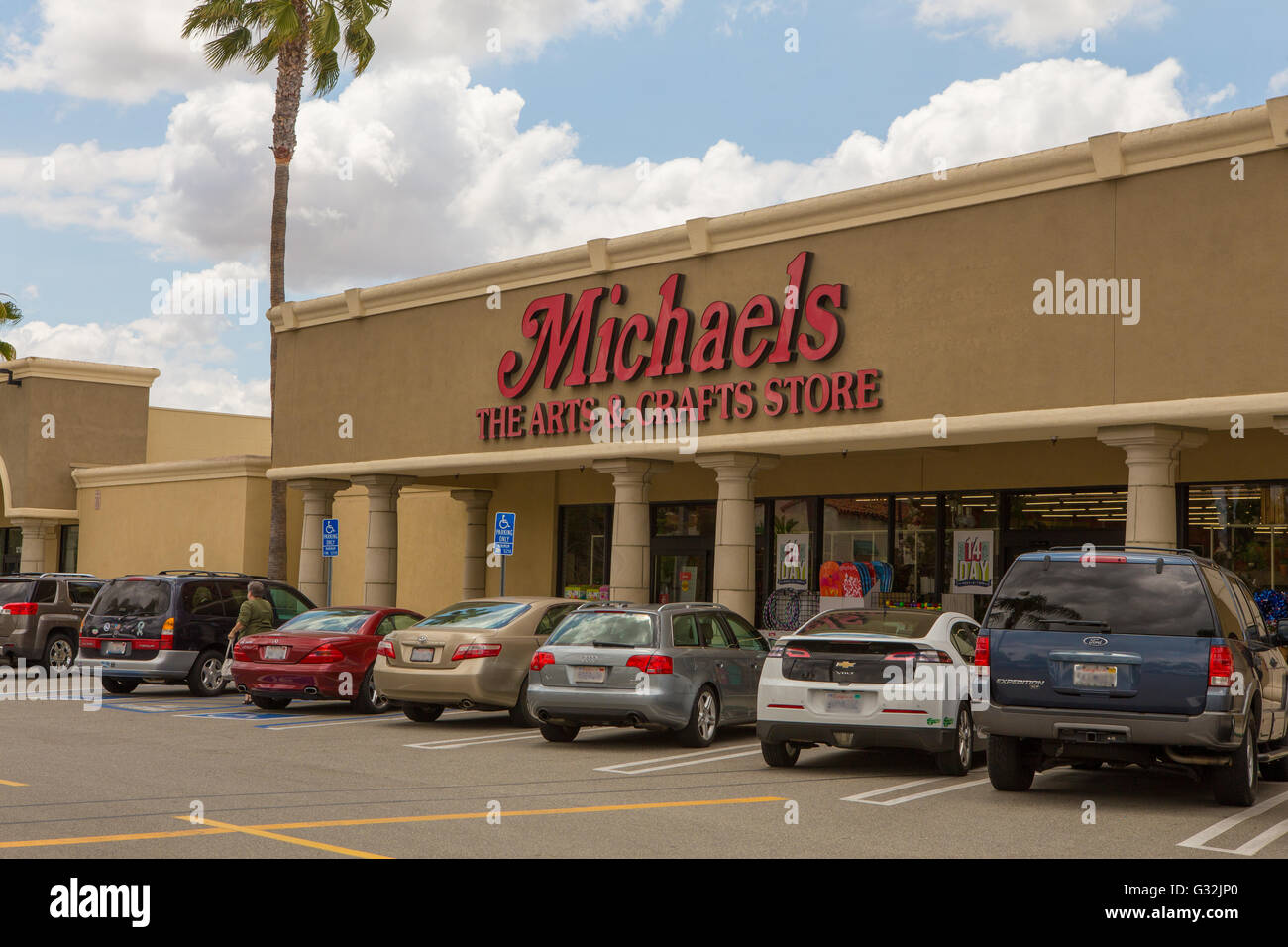 Michaels arts and crafts hi-res stock photography and images - Alamy