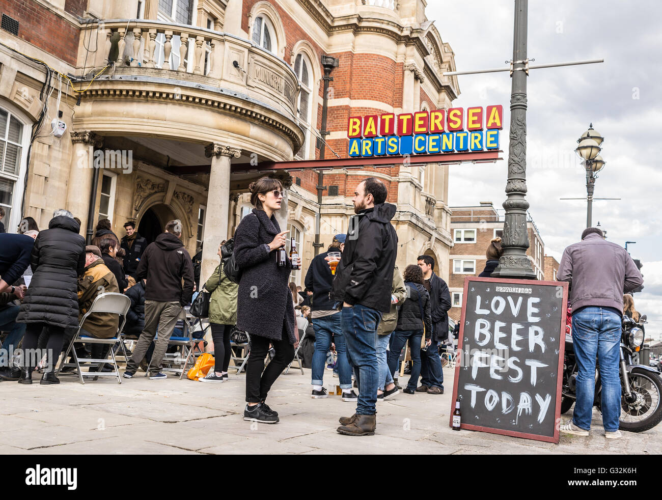 London craft beer festival uk hi res stock photography and images