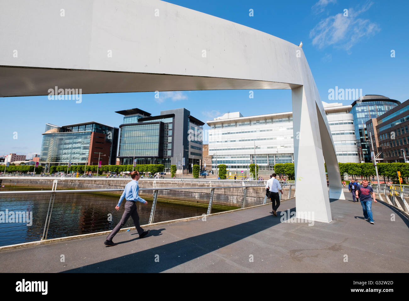 Tradeston Bridge , modern footbridge, crossing the River Clyde at Broomielaw in Glasgow United Kingdom Stock Photo