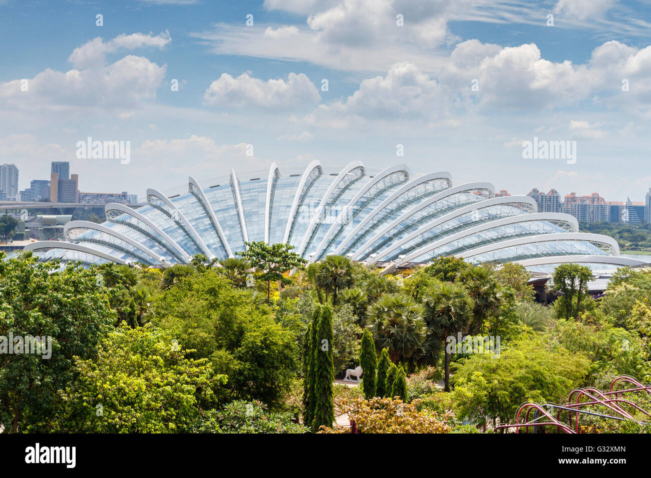 Gardens by the bay, singapore hi-res stock photography and images - Alamy