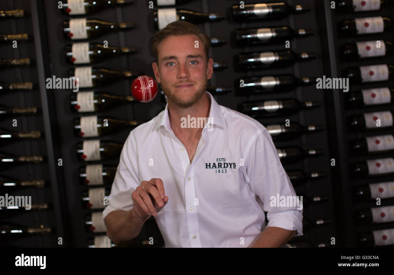 England Cricket player Stuart Broad attends a wine tasting event for Hardy's Wines in Weybridge, Great Britain June 6, 2016 Stock Photo
