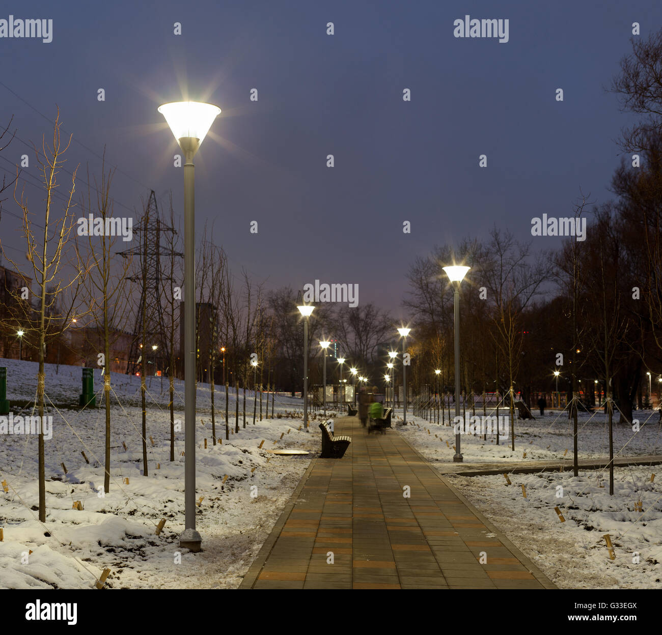 Park lamps hi-res stock photography and images - Alamy