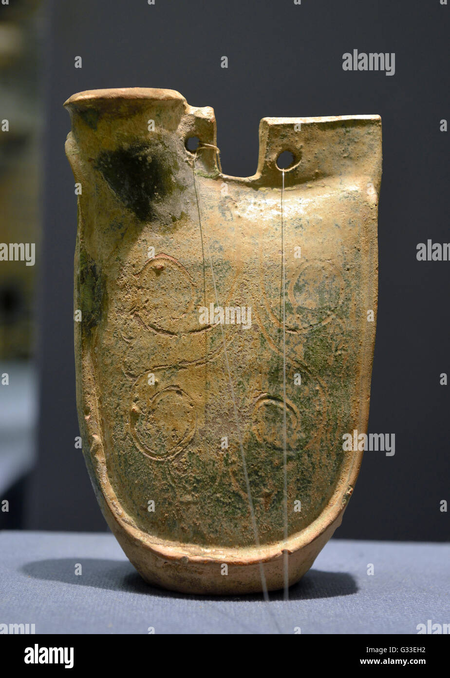 Bagging pot, Liao Dynasty.  Beijing Capital Museum. Stock Photo