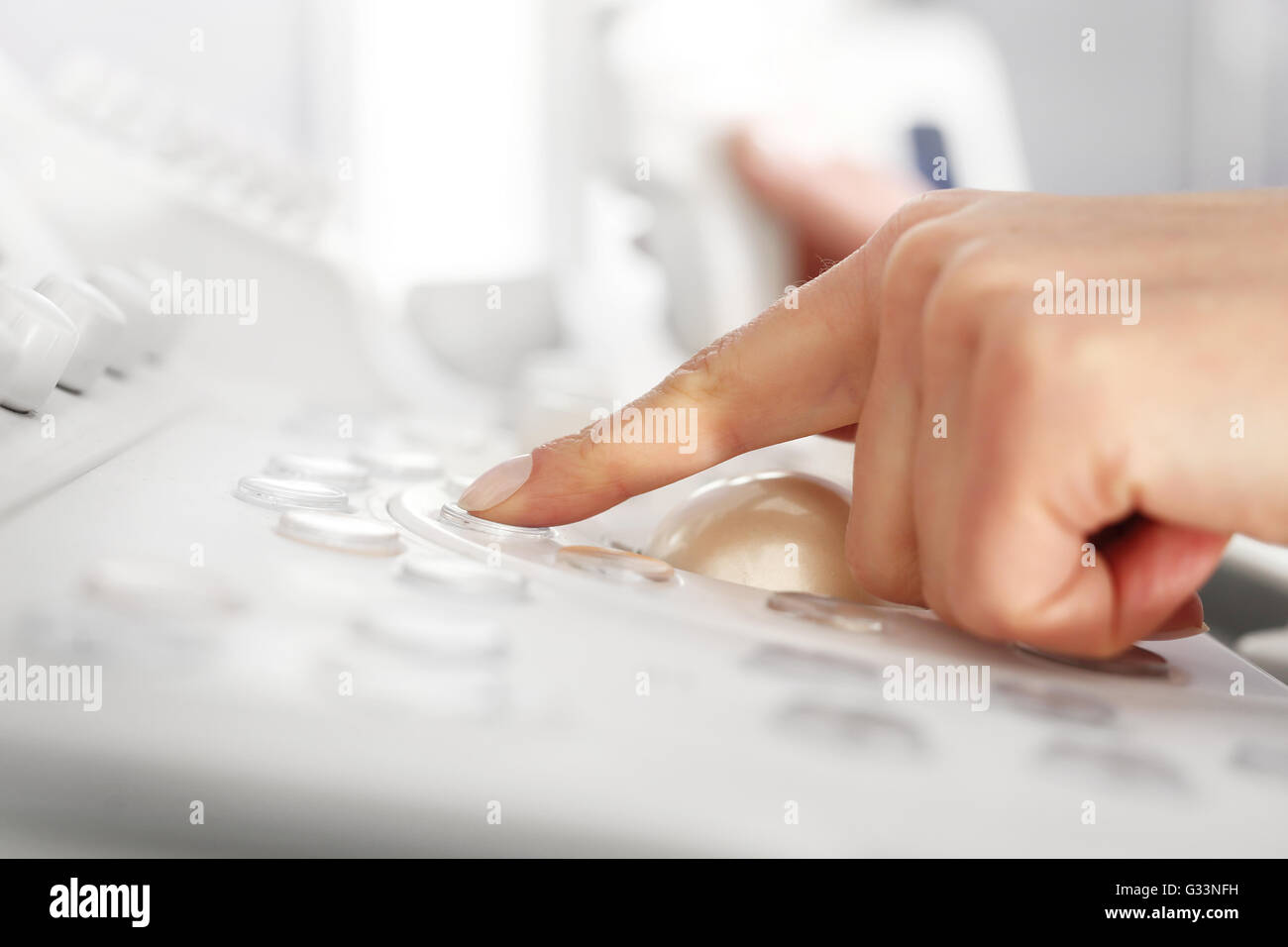 Ultrasound equipment hi-res stock photography and images - Alamy