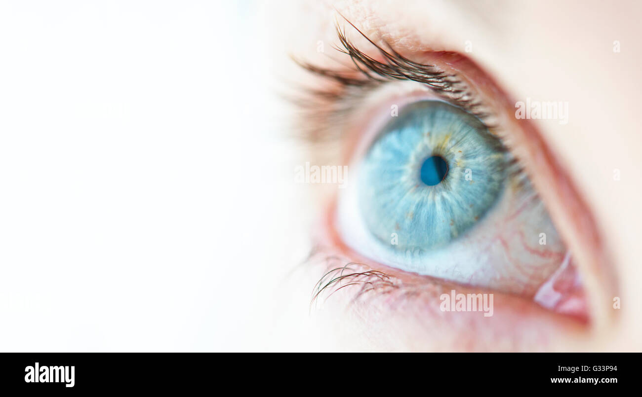 Womans eye closeup hi-res stock photography and images - Alamy