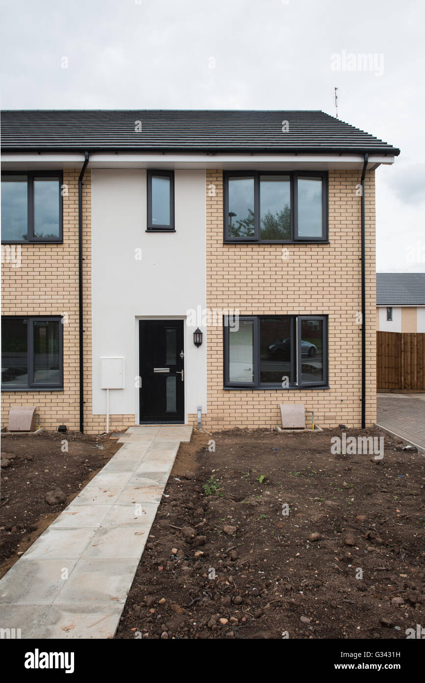 Pictures of construction of environmentally friendly, highly insulated new build homes where fuel bills are drastically reduced Stock Photo