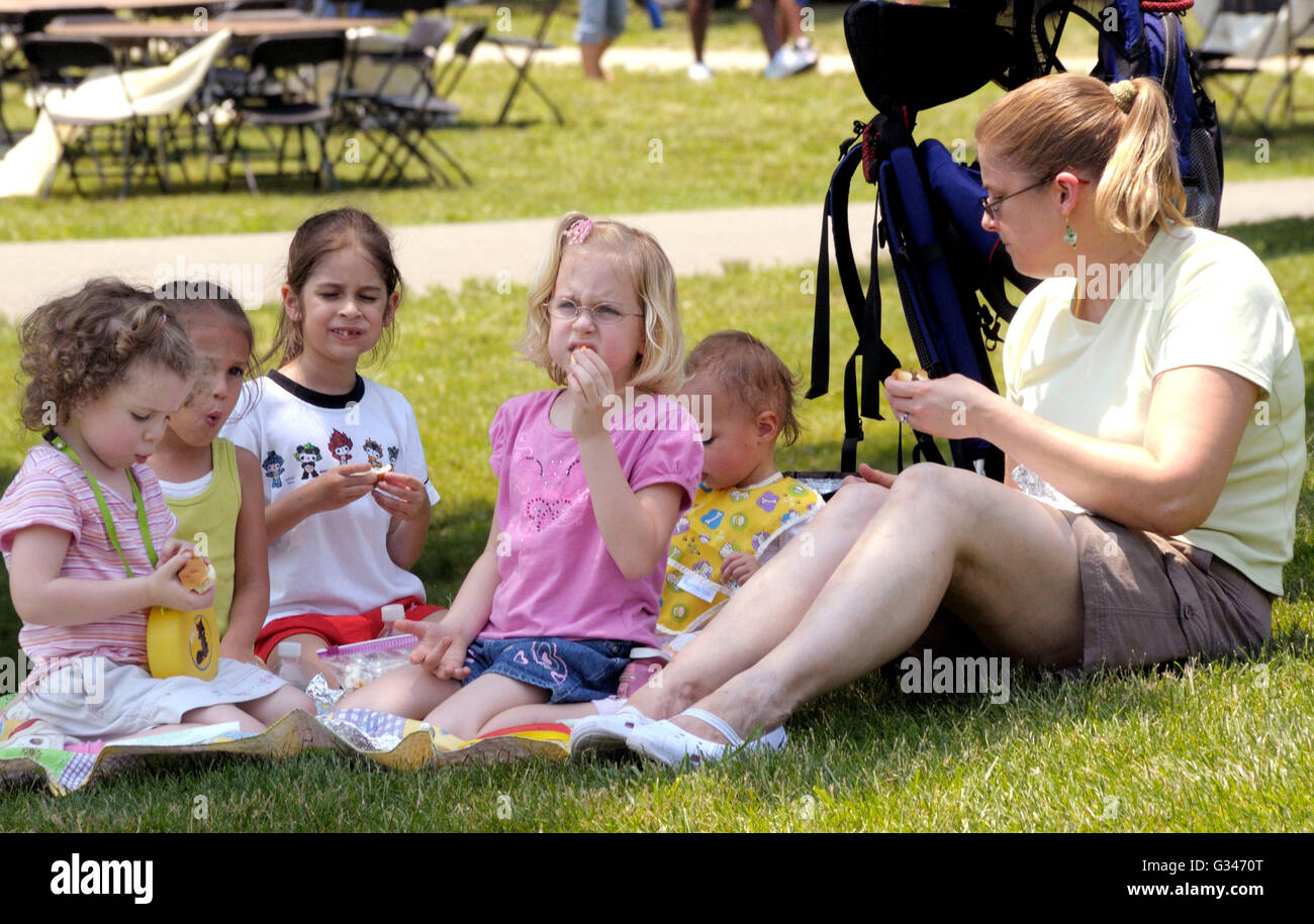 mother with her 5 children at a festival in Bowie, Maryland Stock Photo