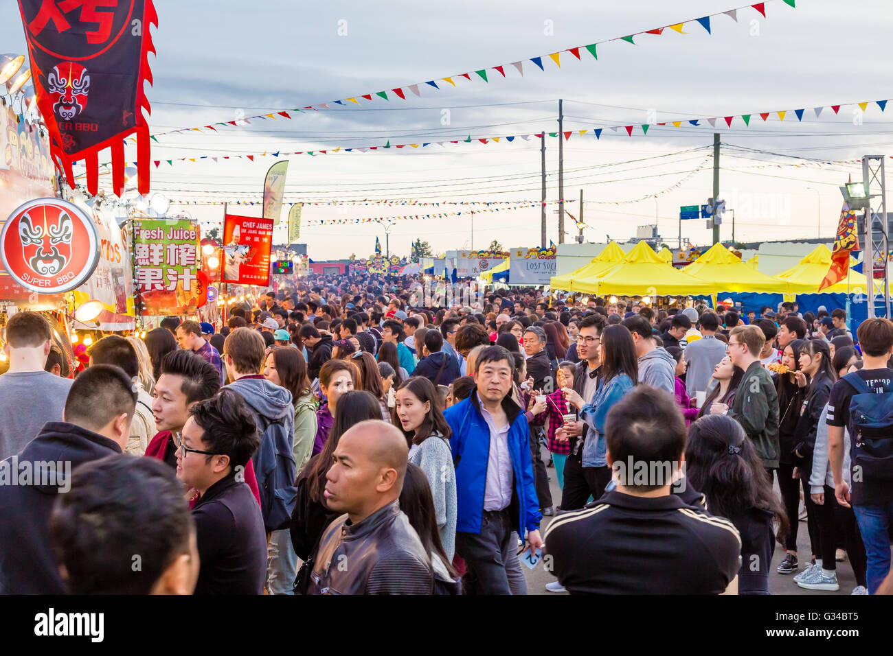 Vancouver Night Market Stock Photo Alamy