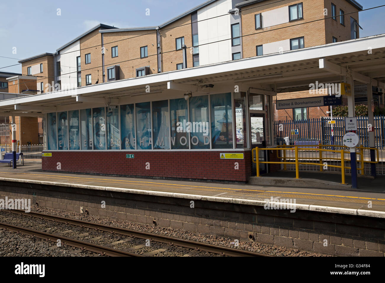 Elstree and Borehamwood Railway Station Stock Photo