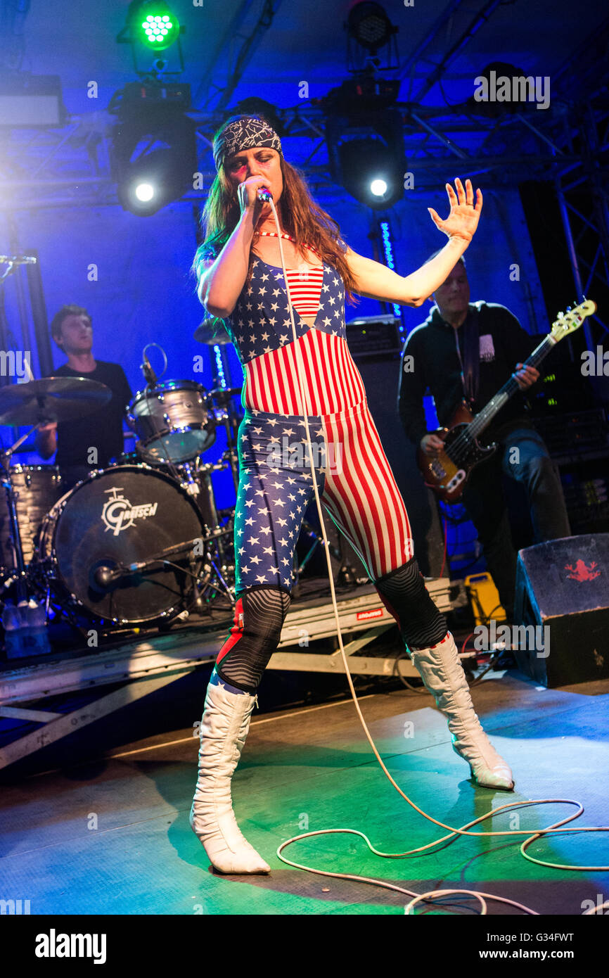 Juliette Lewis Rocker Juliette lewis milan hi-res stock photography and images - Alamy