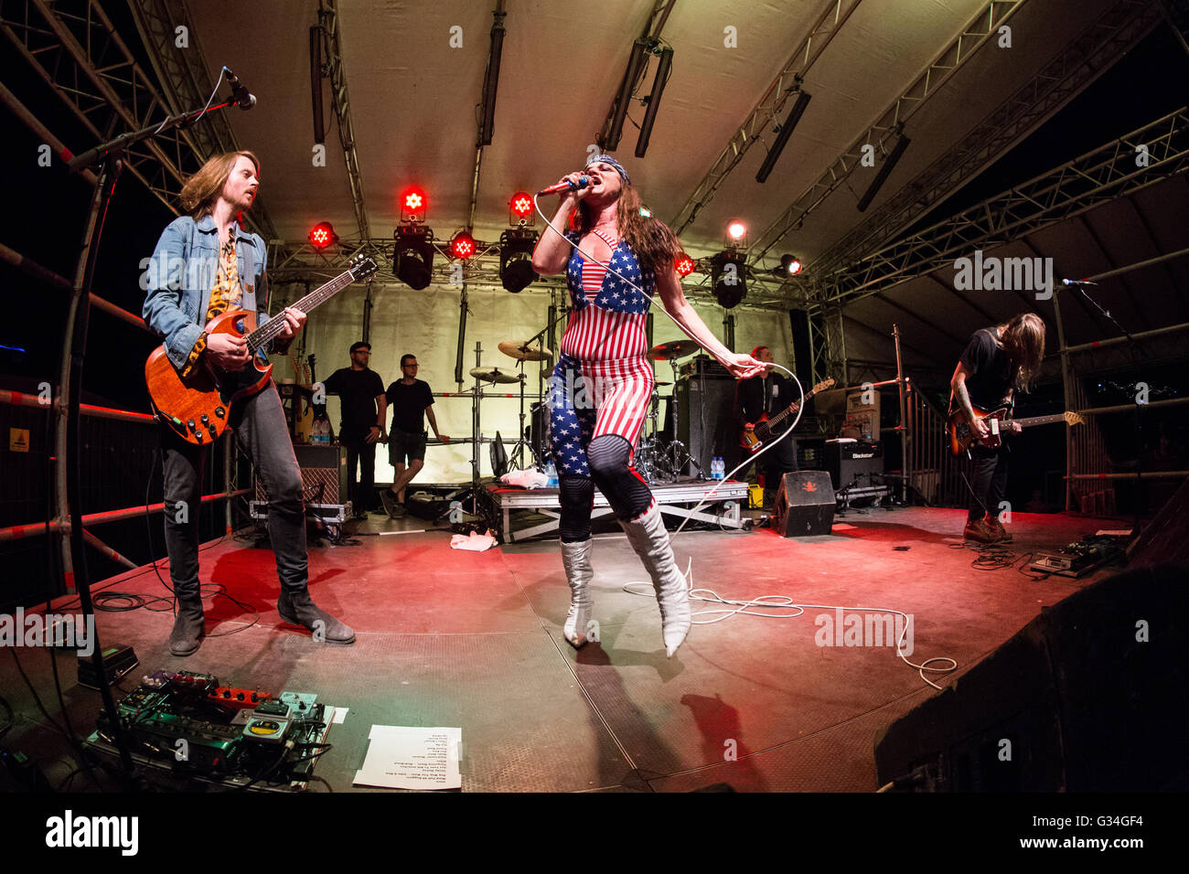 Juliette Lewis Rocker Juliette lewis milan hi-res stock photography and images - Alamy