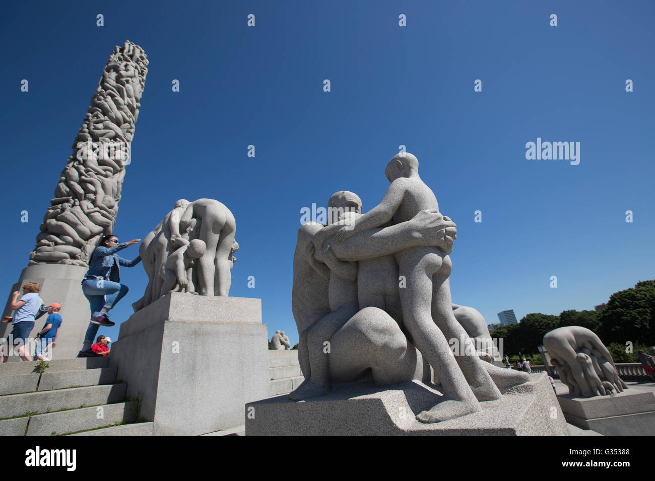 Vigeland Sculpture Park, the world's largest sculpture park made by