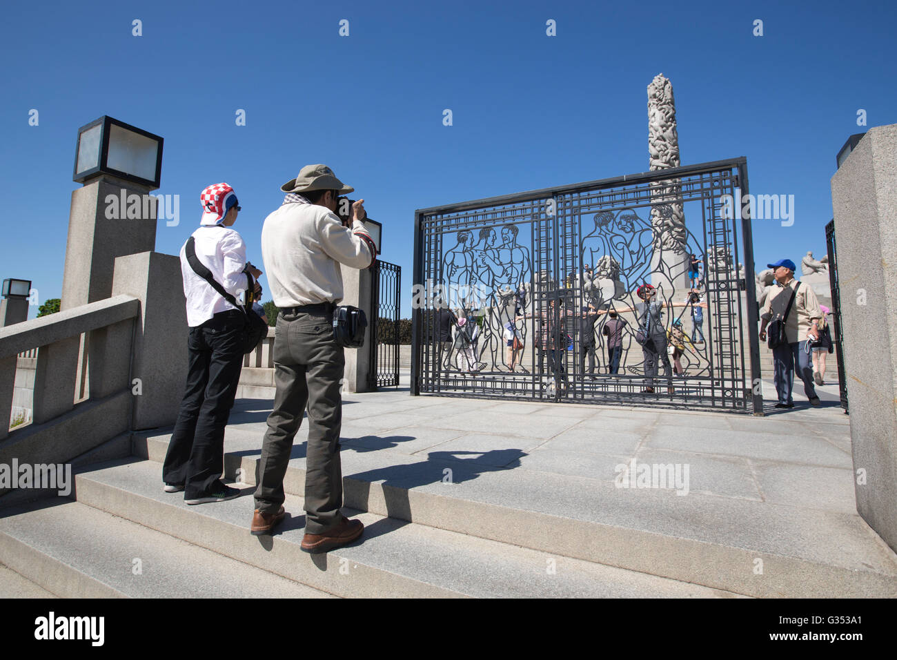 Vigeland Sculpture Park, the world's largest sculpture park made by