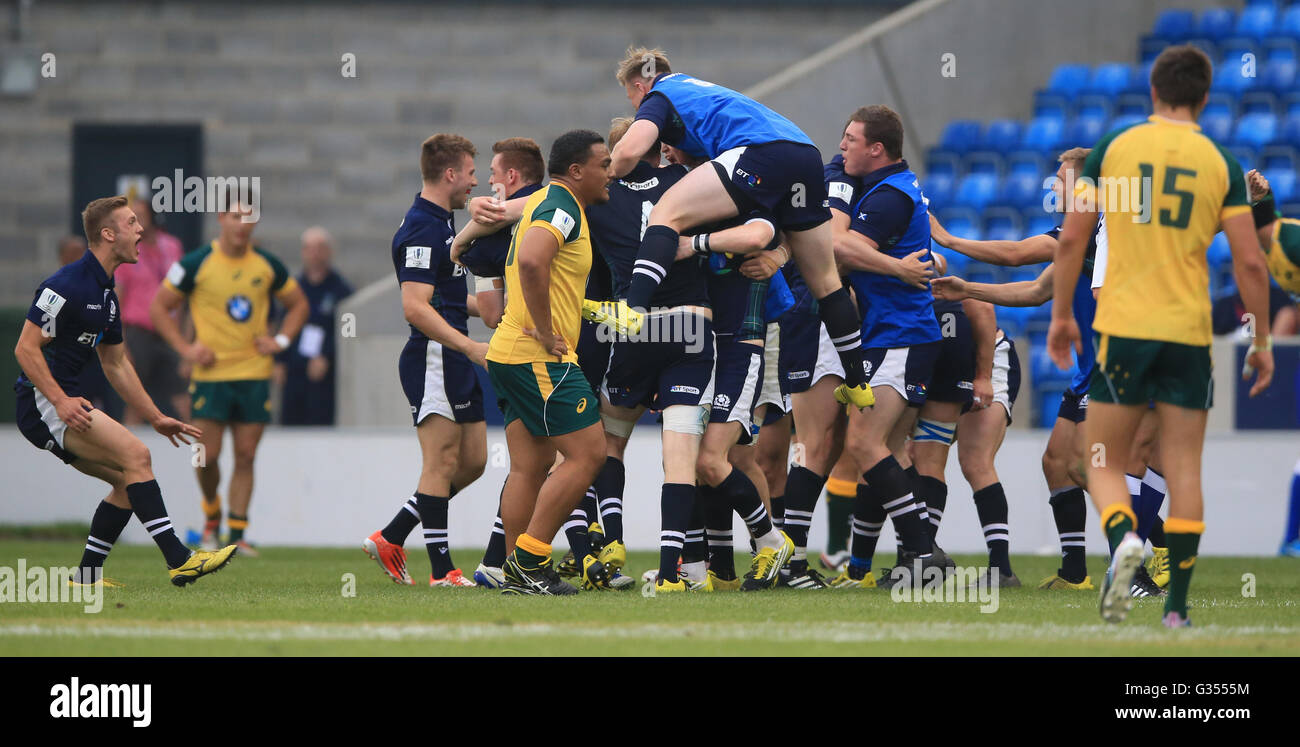 Scotland's players celebrate victory over Australia during the Under 20 ...