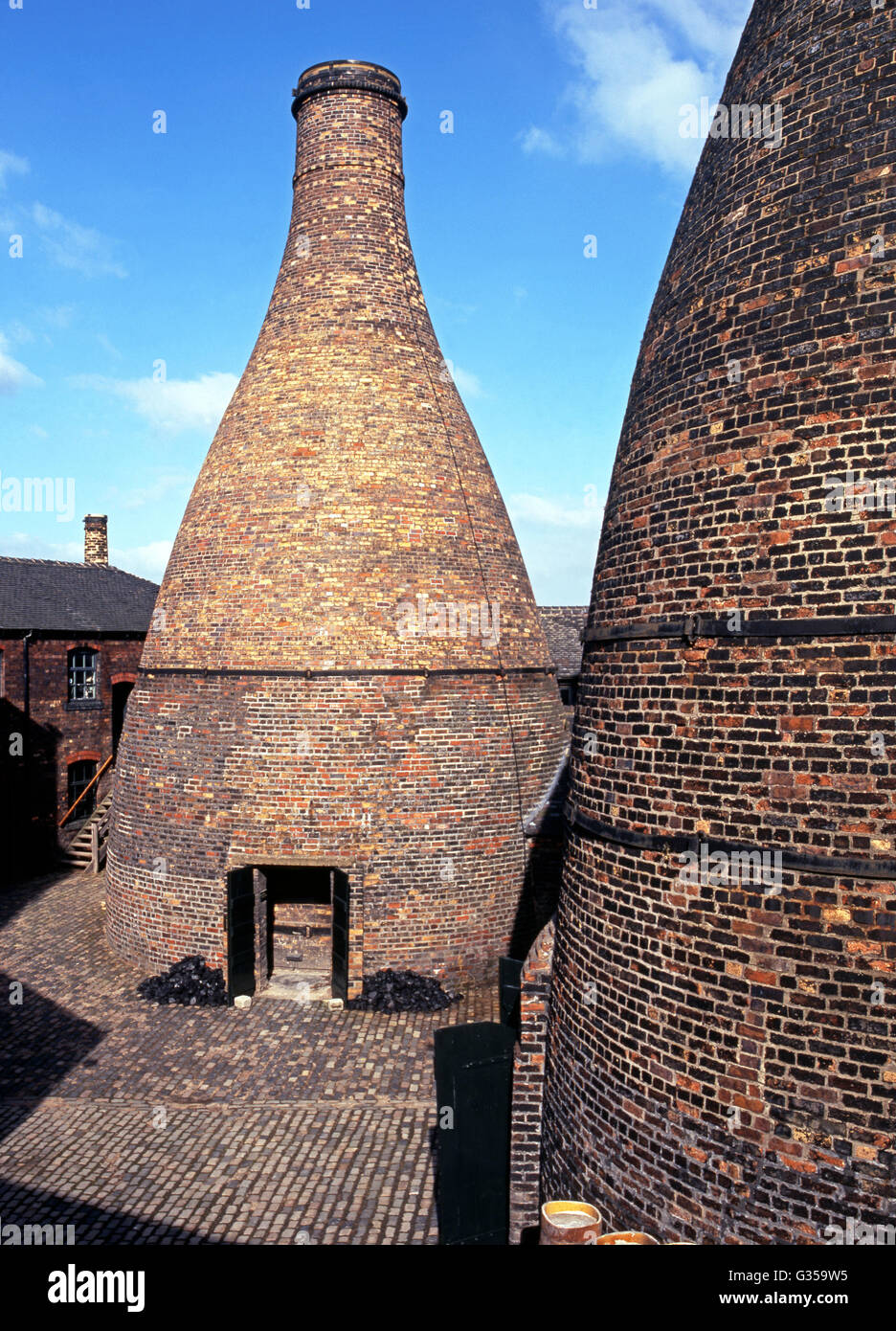 Bottle Kilns at the Gladstone Pottery Museum, Stoke on Trent, Staffordshire, England, UK, Western Europe. Stock Photo