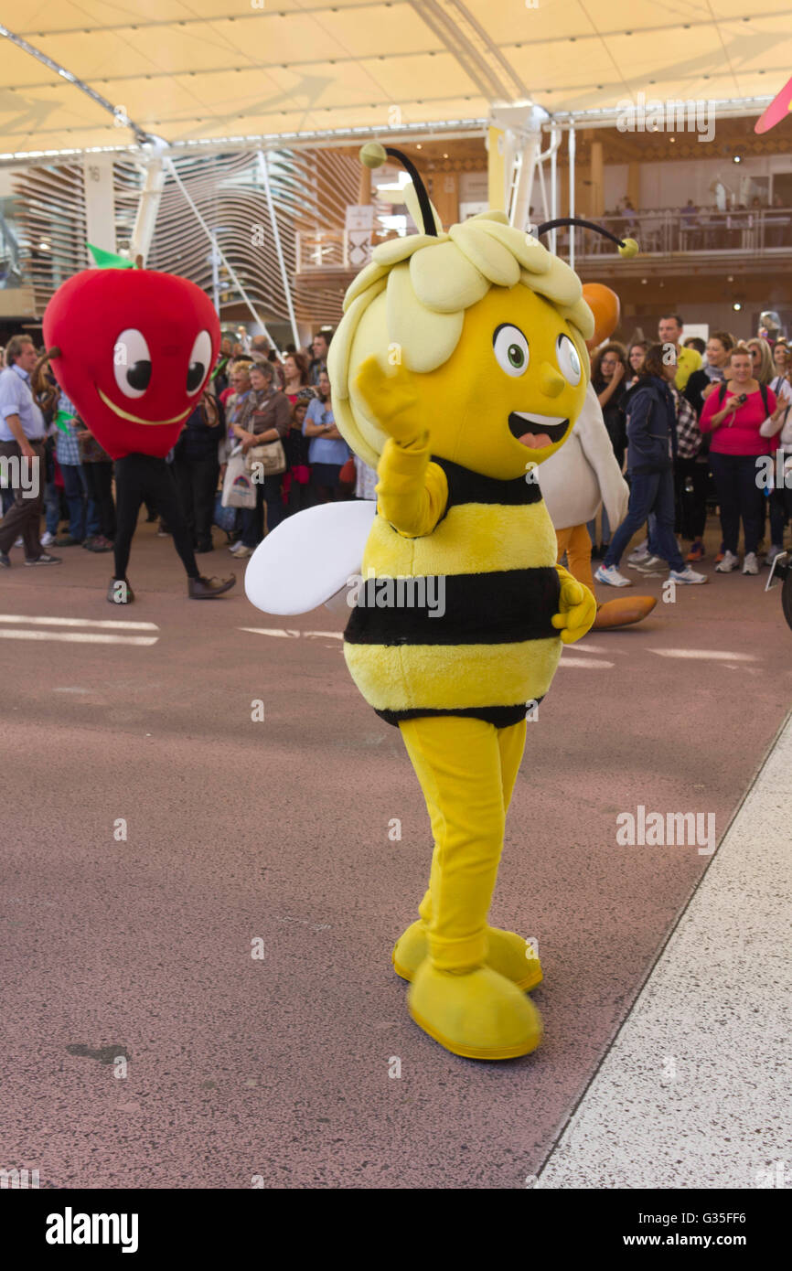 MILAN, ITALY - OCTOBER 12 2015: Foody daily Parade at Expo 2015