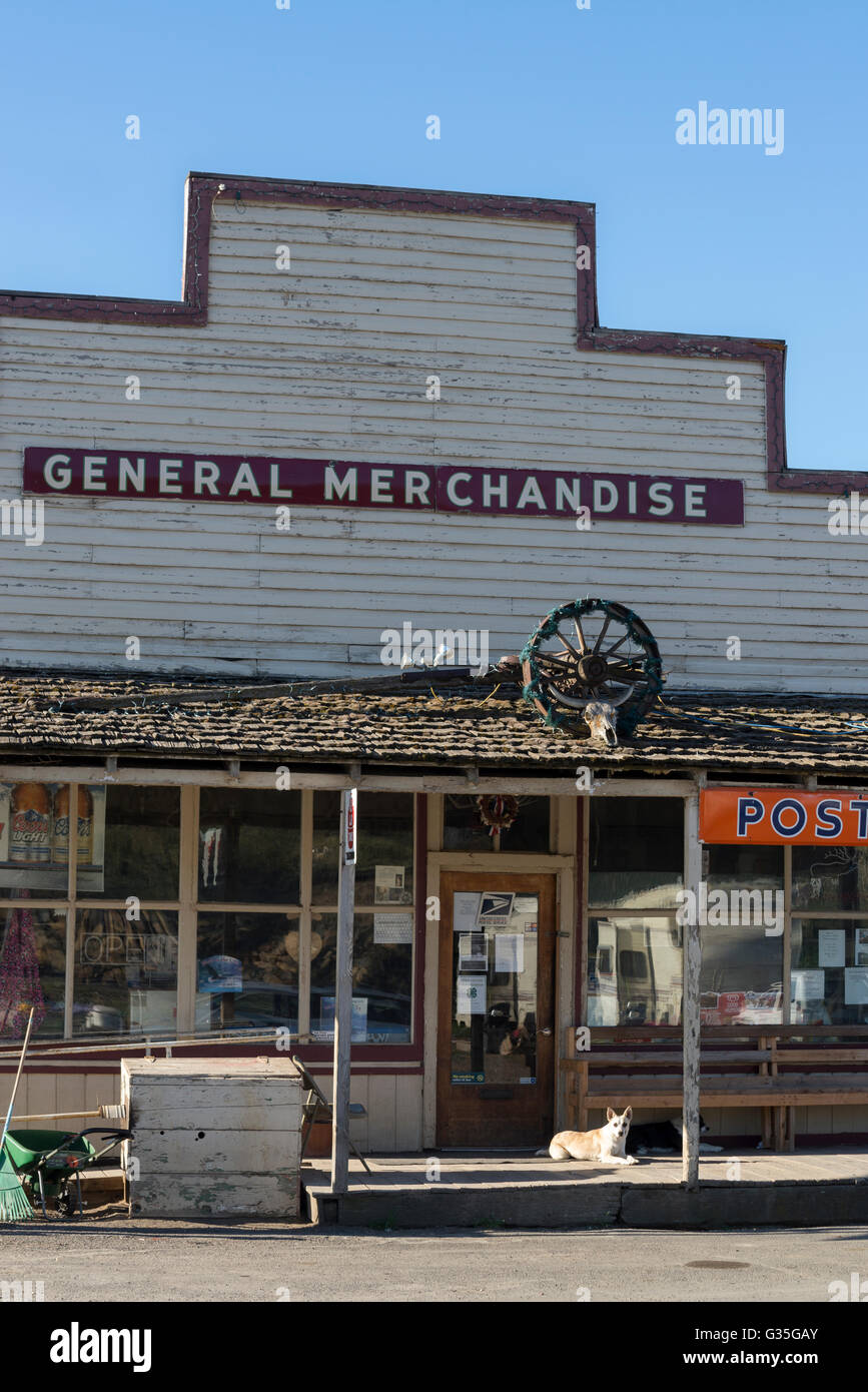 Paulina Country Store and Tavern in the small community of Paulina
